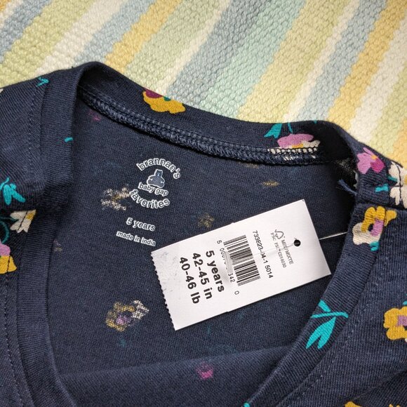 ⭐ NEW NWT 2 GAP Long Sleeve tops 5T - Picture 4 of 7